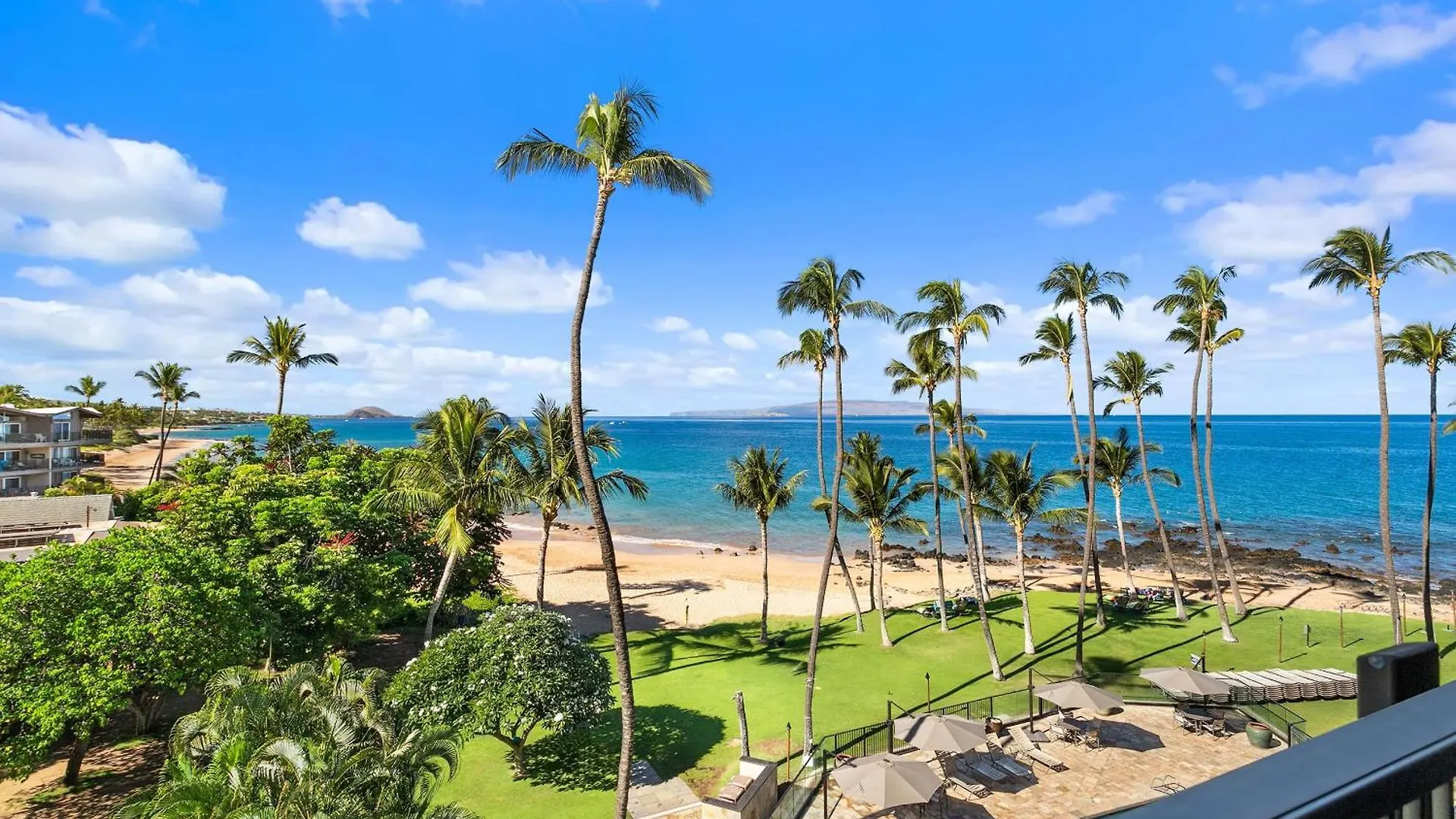 Mana Kai 314 - Experience Stunning Coastal Views On Keawakapu Beach, Split Ac Wailea